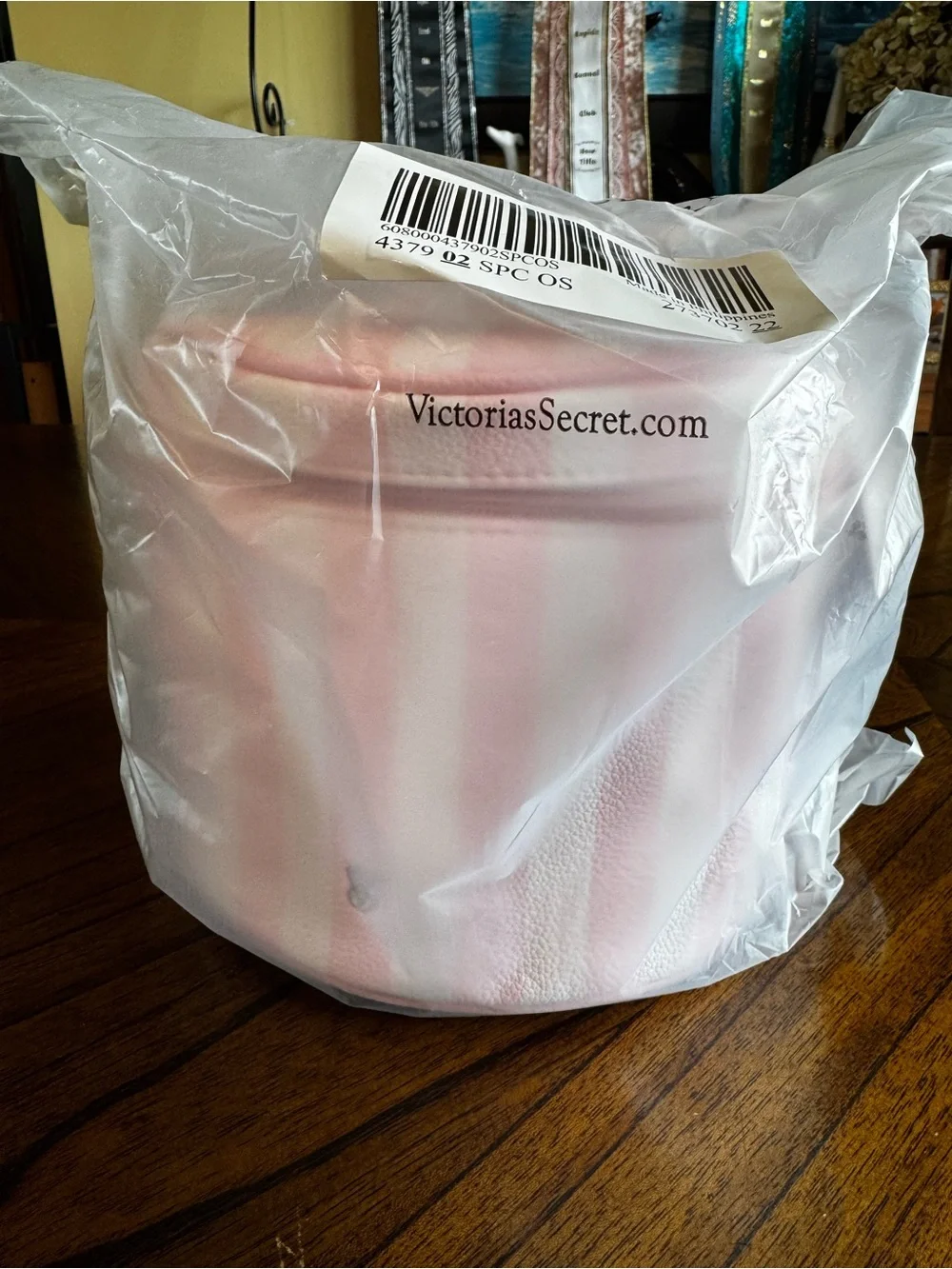 NWT VS 2-piece Makeup bag set